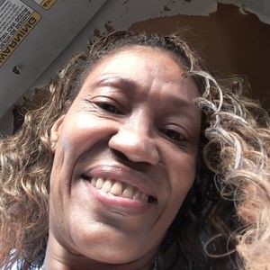 Meet your Posher, Donetta